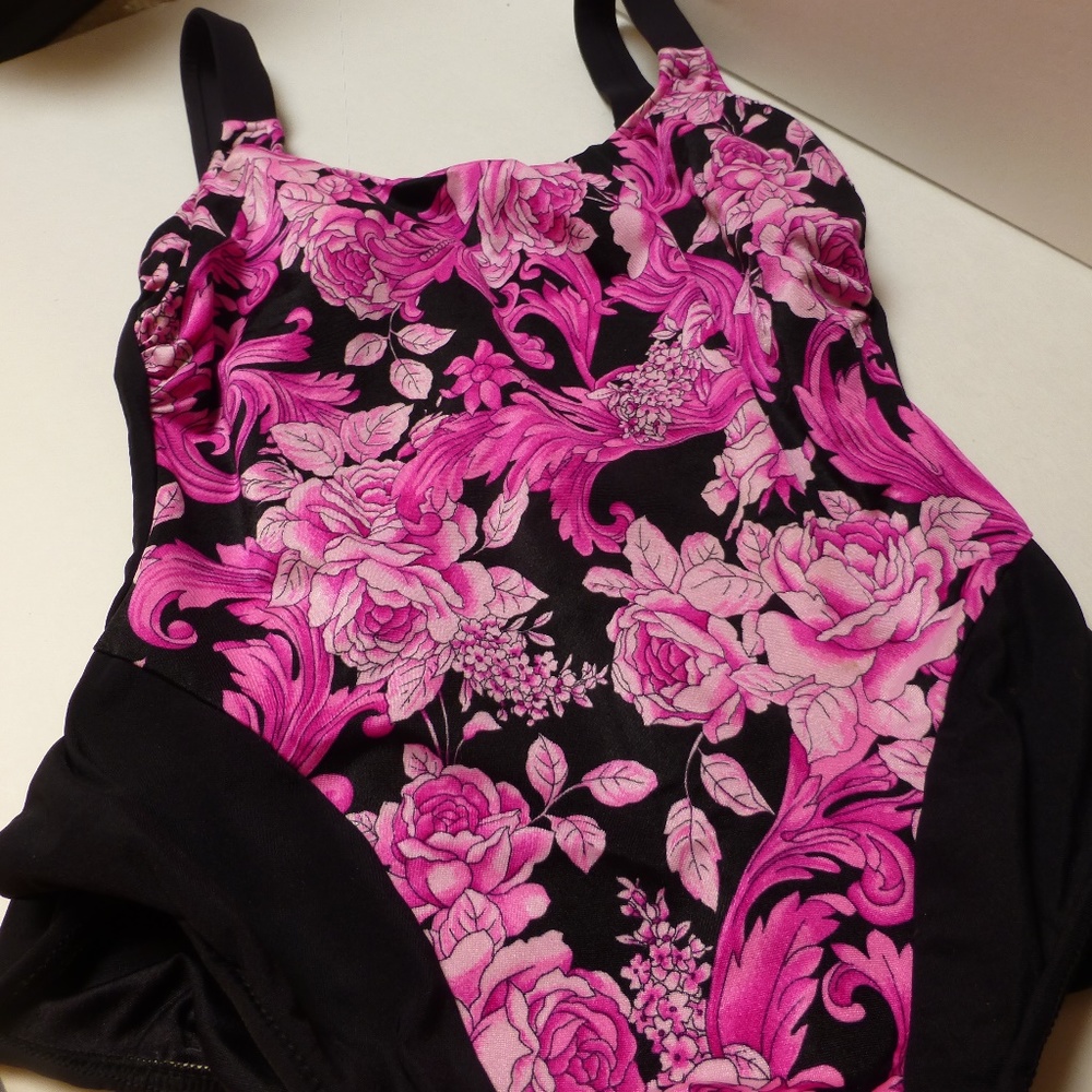 LA PLAYA SLIMMING BLK PANEL HOT PINK SWIMSUIT 14